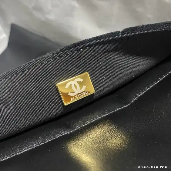 HyperPeter SMALL HANDBAG HOBO CHANEL 0615